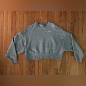 WOMEN’S NIKE CROPPED SWEATSHIRT
